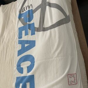 PLW I AM Peace Graphic Beach Towel